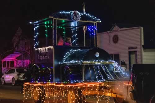 2022-Canton-Day-Off-XMas-Parade-Parade-40